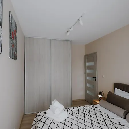 Nowy Zlocien Comfort Apartment Krakow Exterior photo